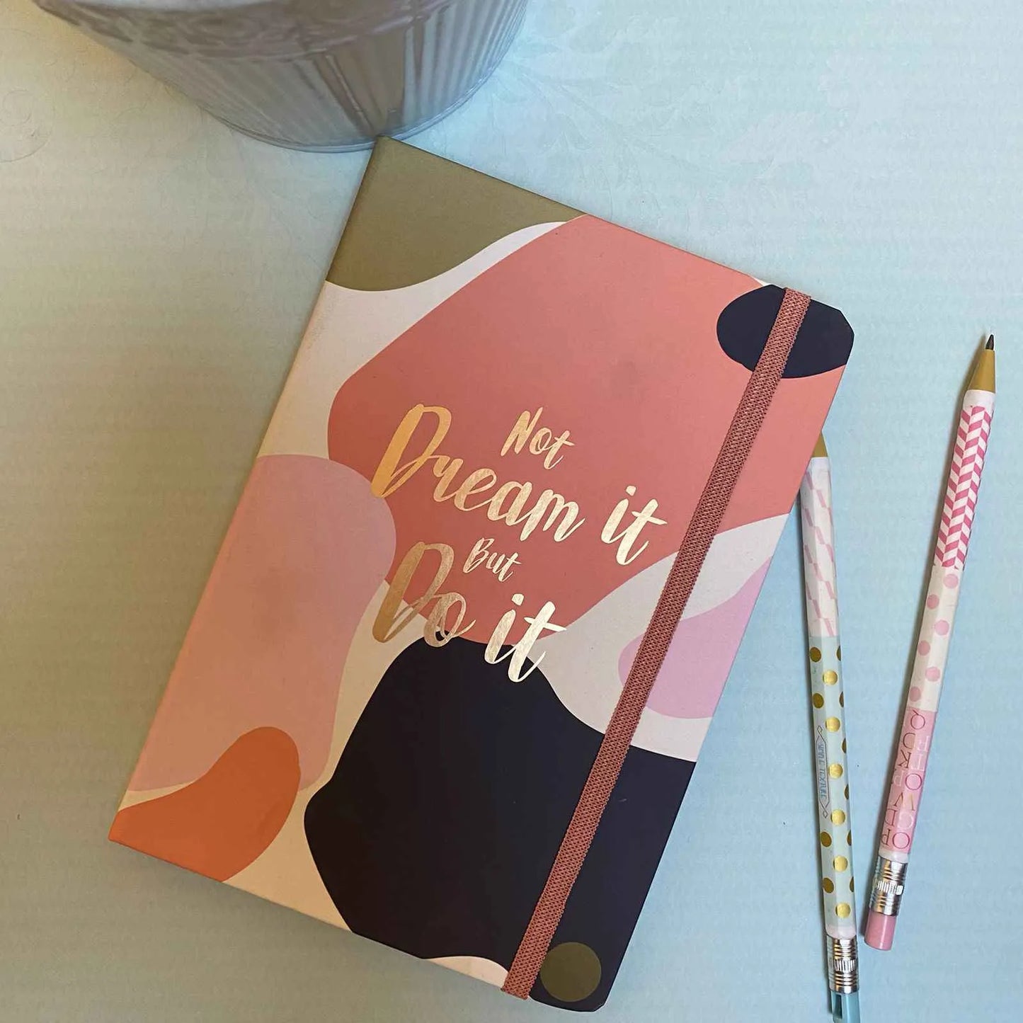Agenda universal manchas rosado y azul
