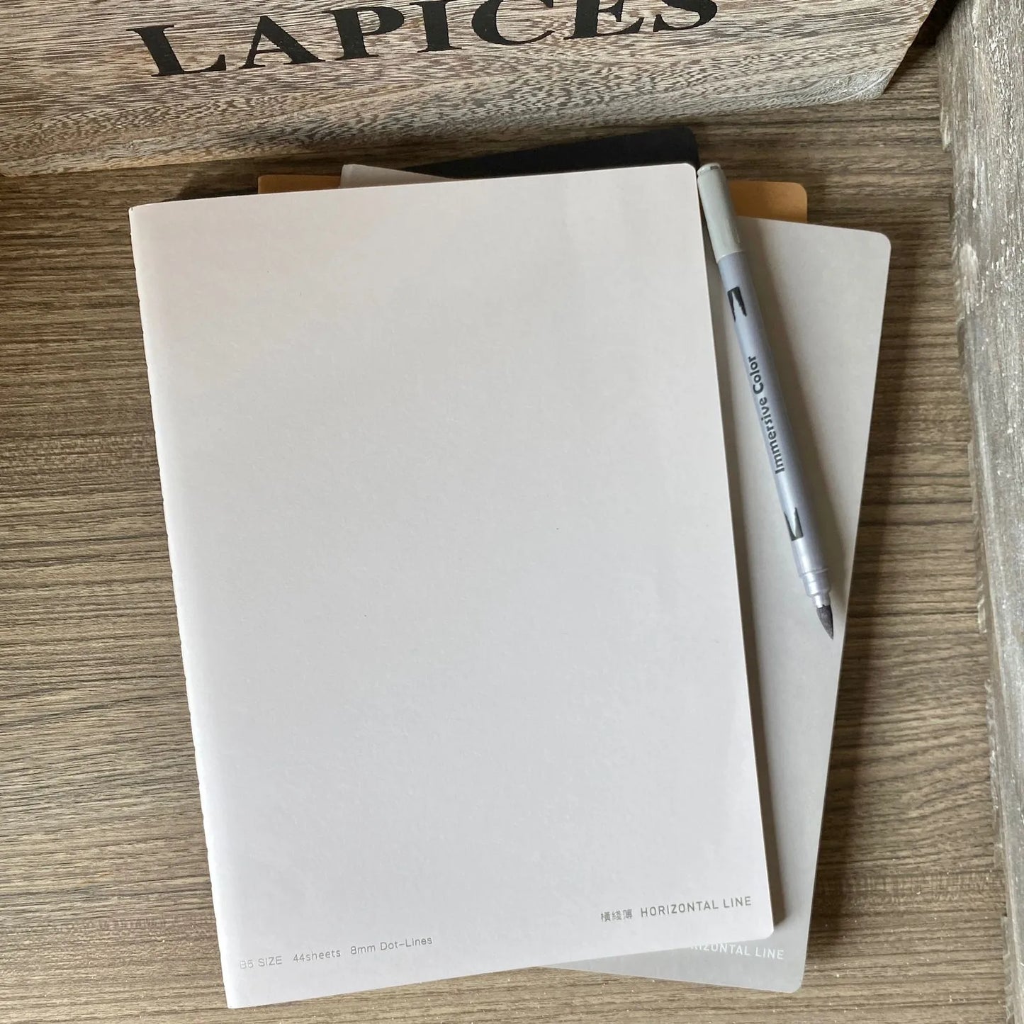 Cuaderno grande tapa blanda blanco