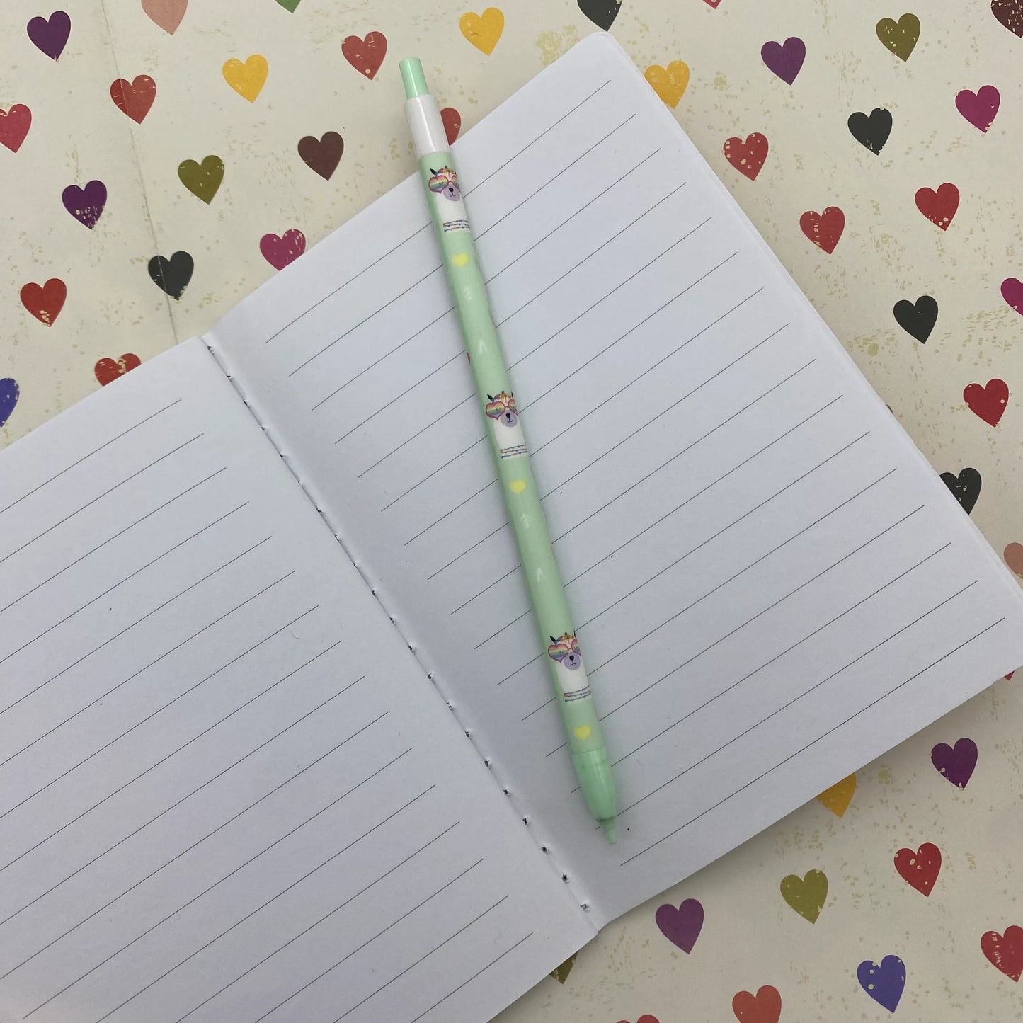 Portaminas delgado llama verde