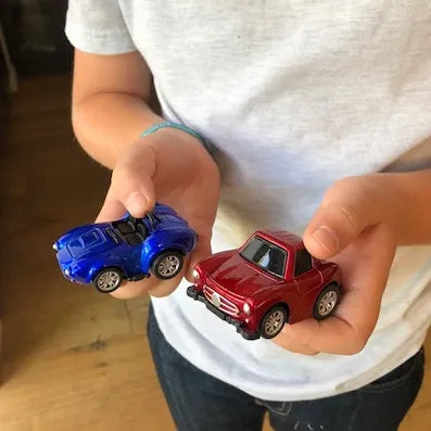 Set dos autitos deportivos rojo y azul