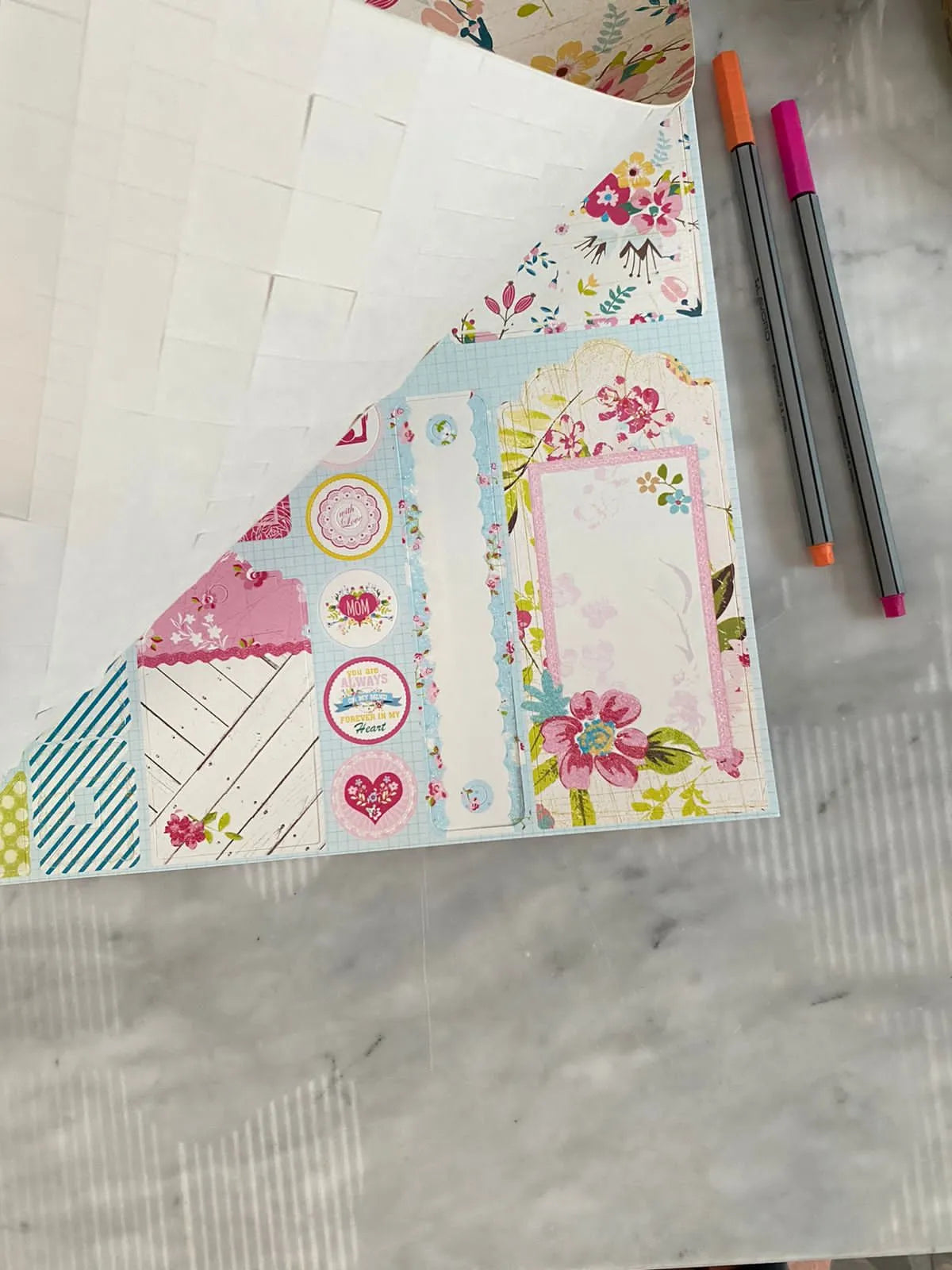 Set papeles L diseños flores