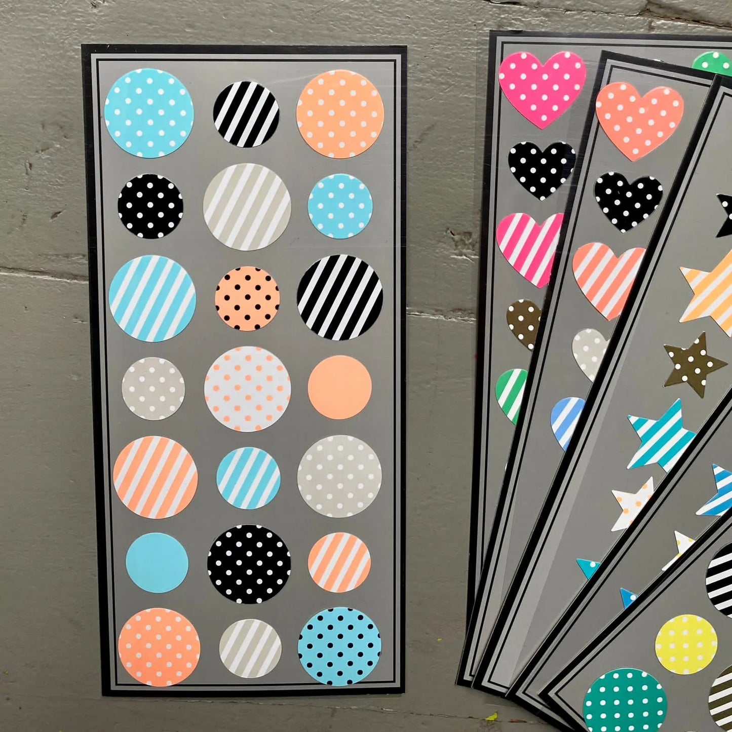 Stickers círculos celeste y damasco