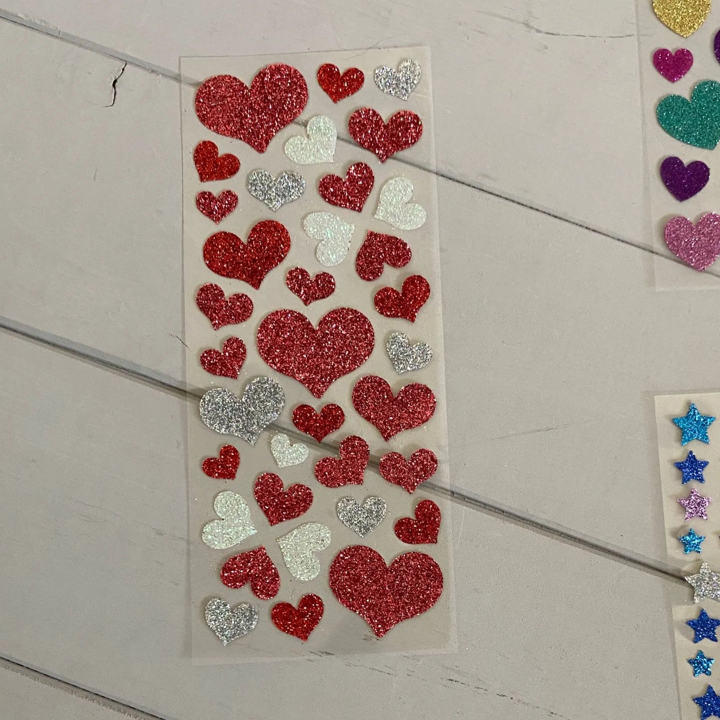 Stickers brillante corazones rojos y plateados