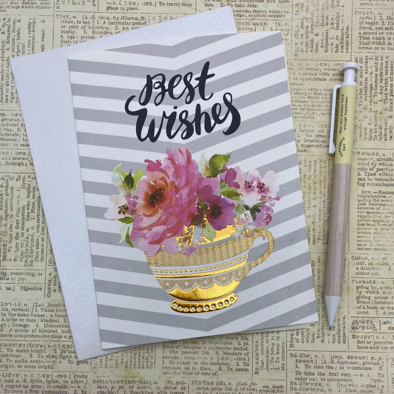 Tarjeta detalles dorados taza