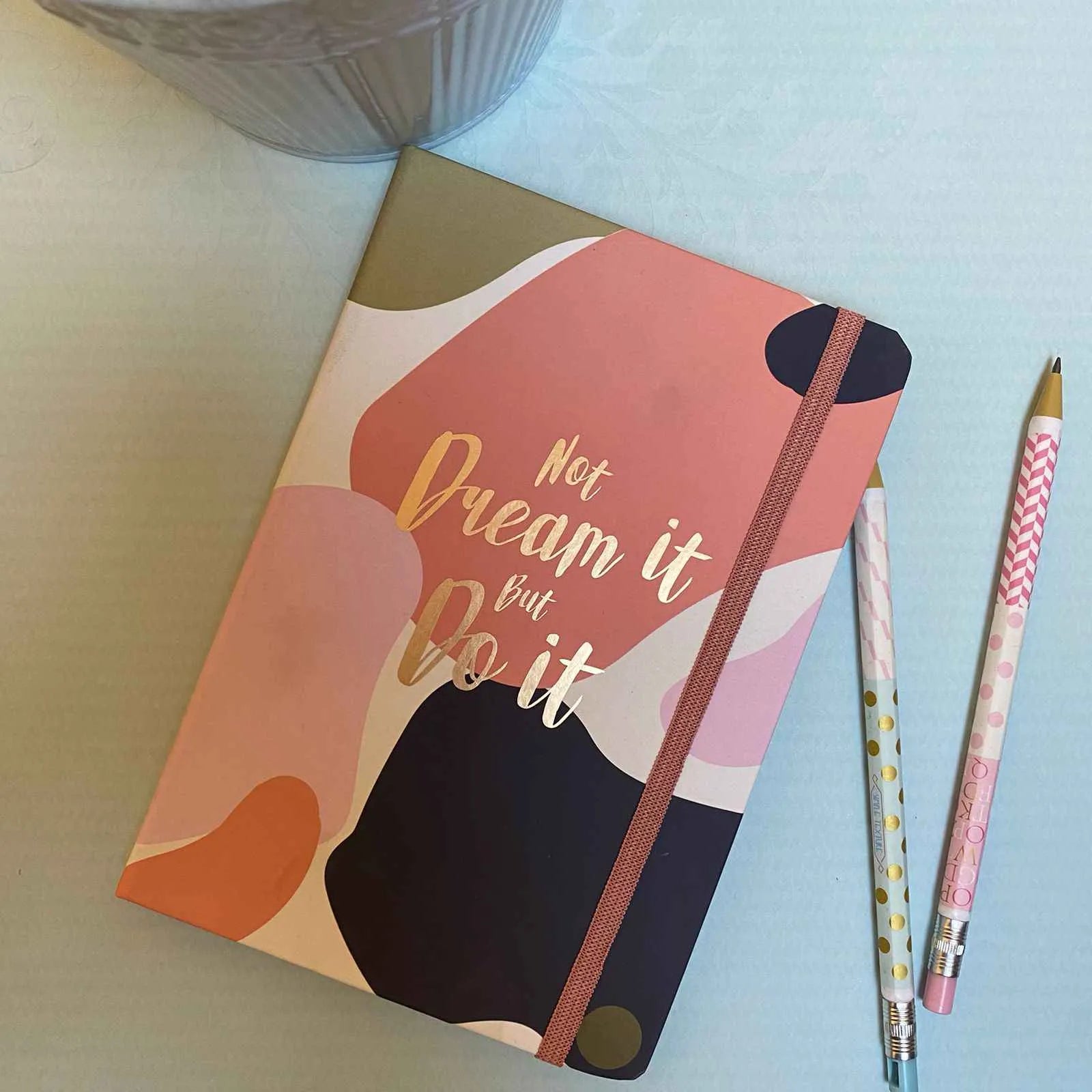 Agenda universal manchas rosado y azul
