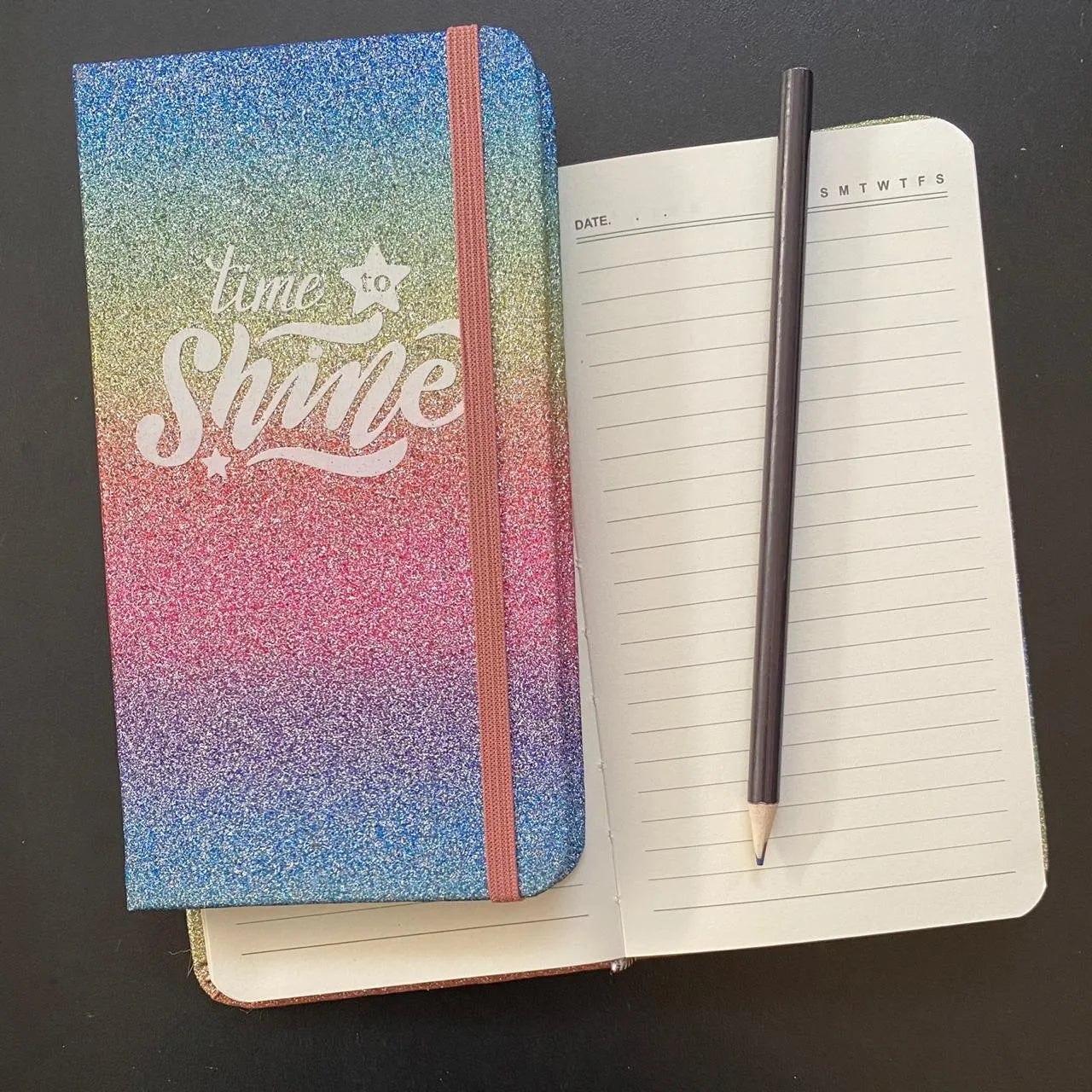 Cuaderno brillante colores rosado diseño 2
