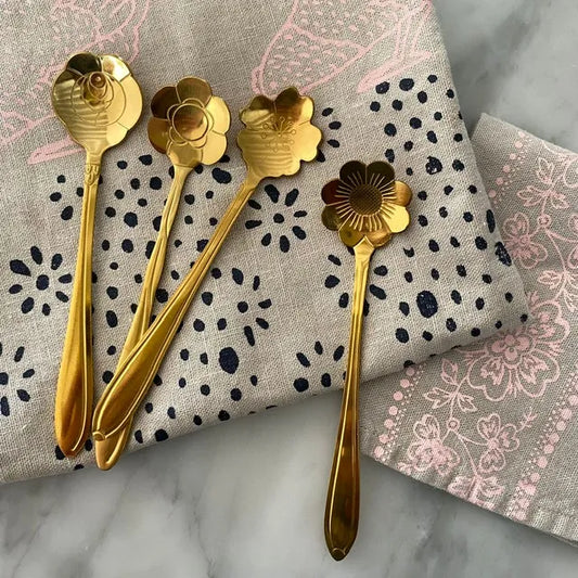 Cucharitas doradas flor