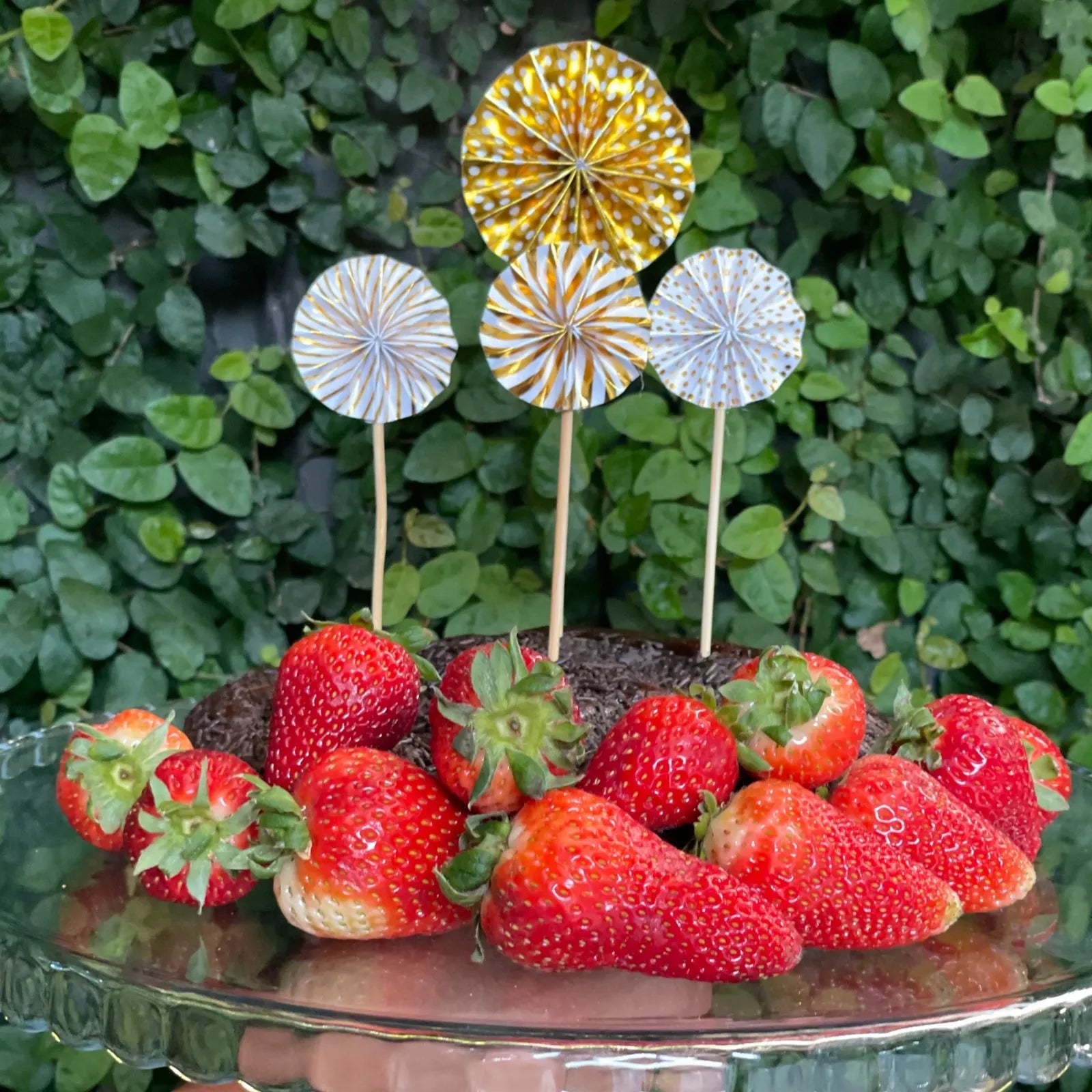 Decoración torta remolinos dorados