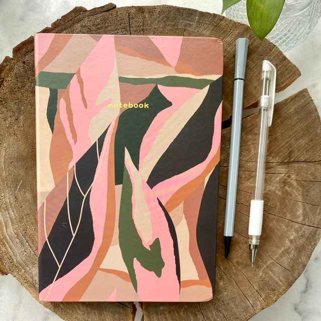 Libreta tapa dura hojas