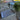 Plato plano rectangular azul pintado flores en diagonal