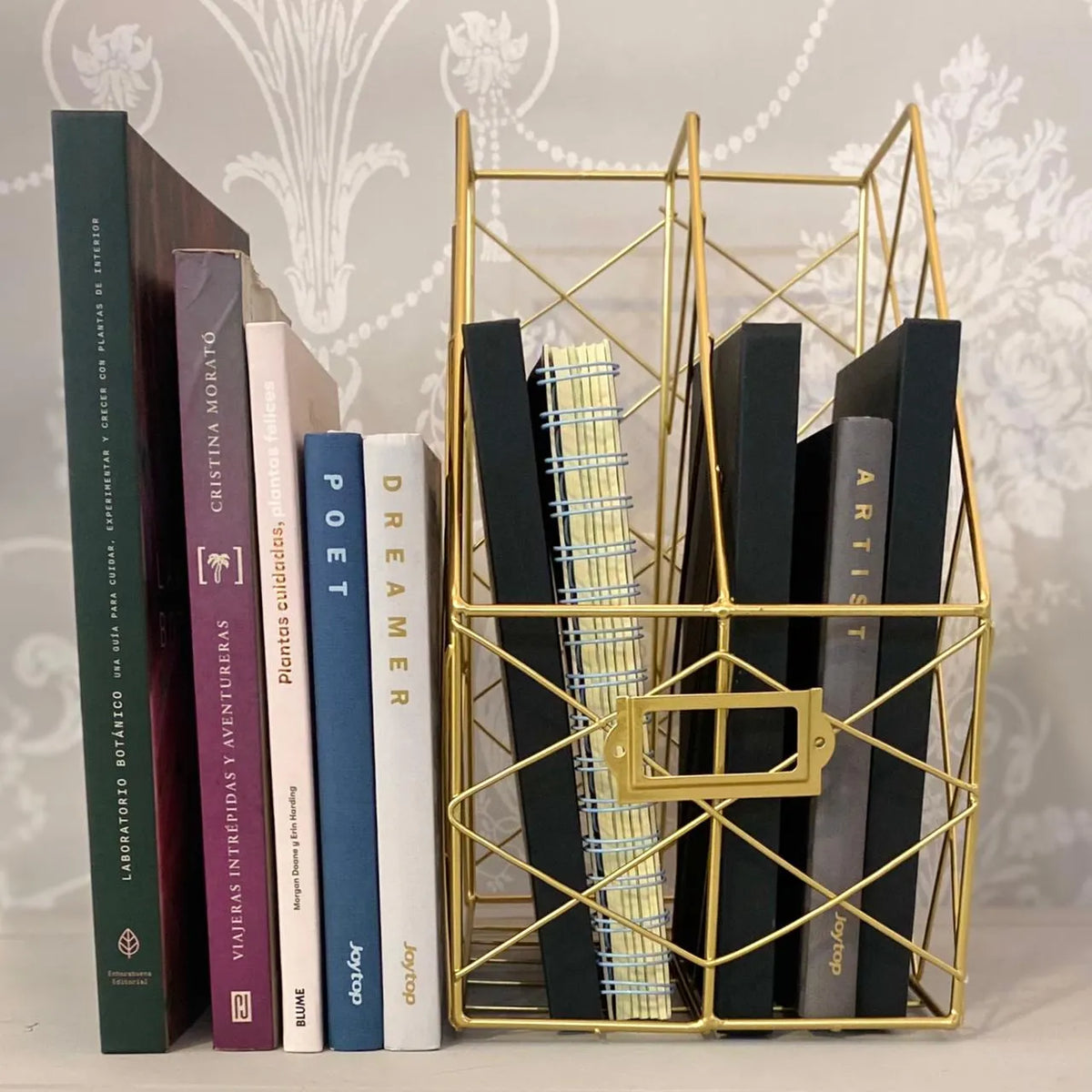 Porta cuadernos dorado doble