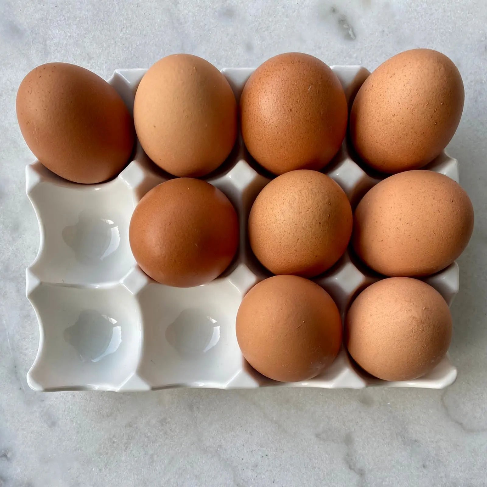 Porta huevos cerámica 12 unidades