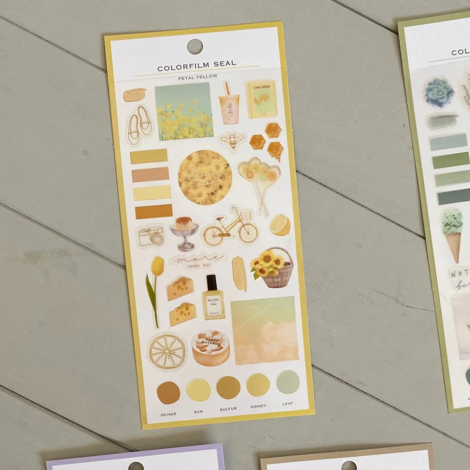 Sticker pantone amarillo
