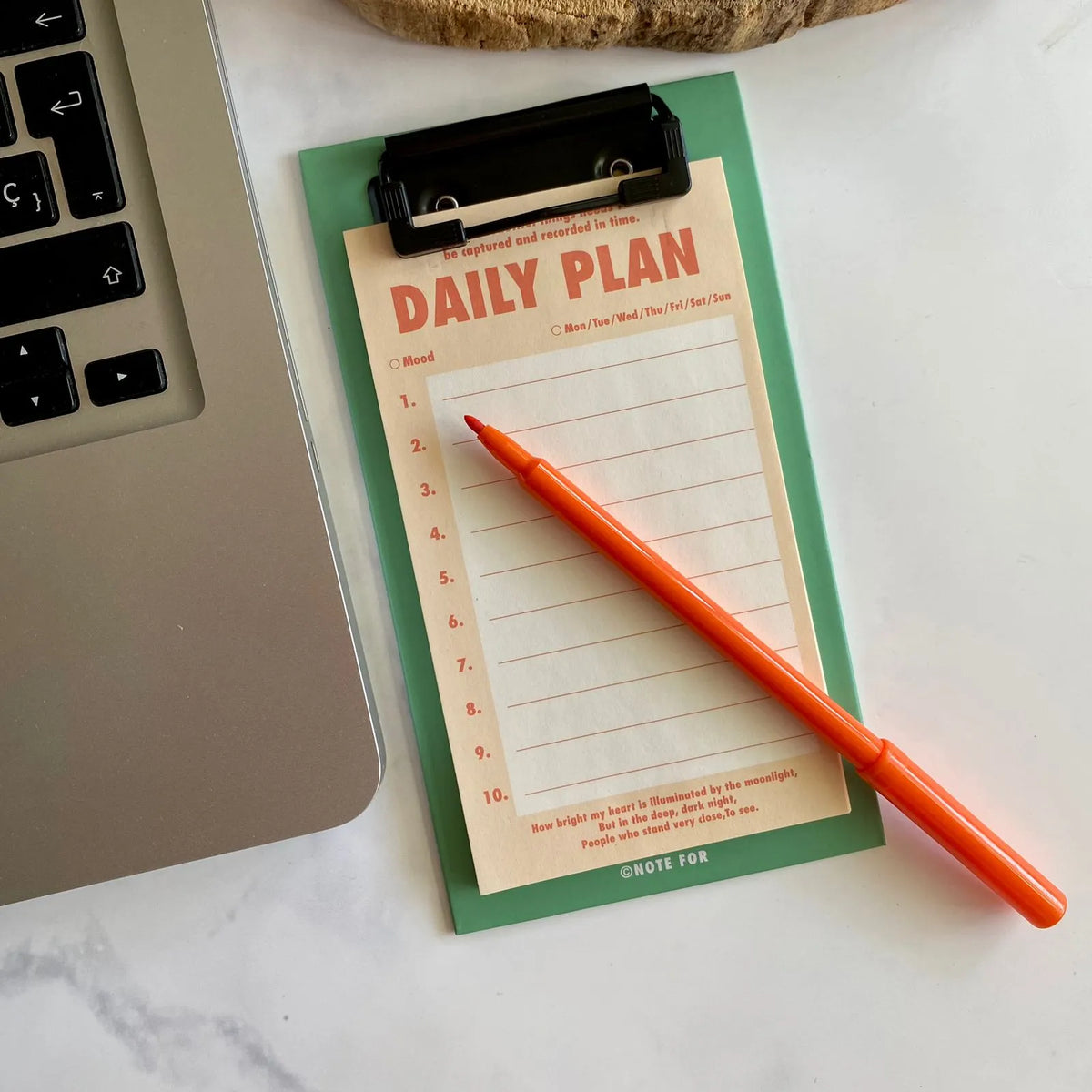 Tabla con check list