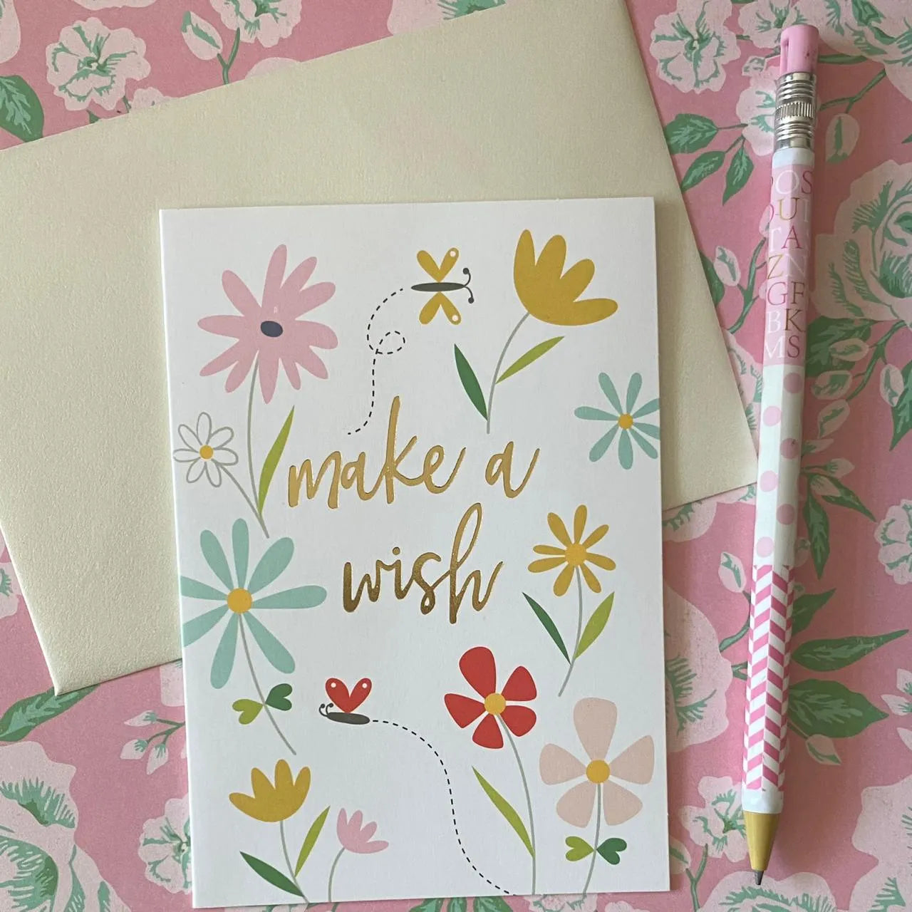 Tarjeta colores y dorado flores
