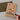 Tarjeta craft dorado y negro happy birthday gorros